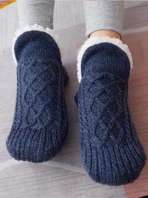 Fashion Comfort Solid Fleece Slipper Socks - Image 15