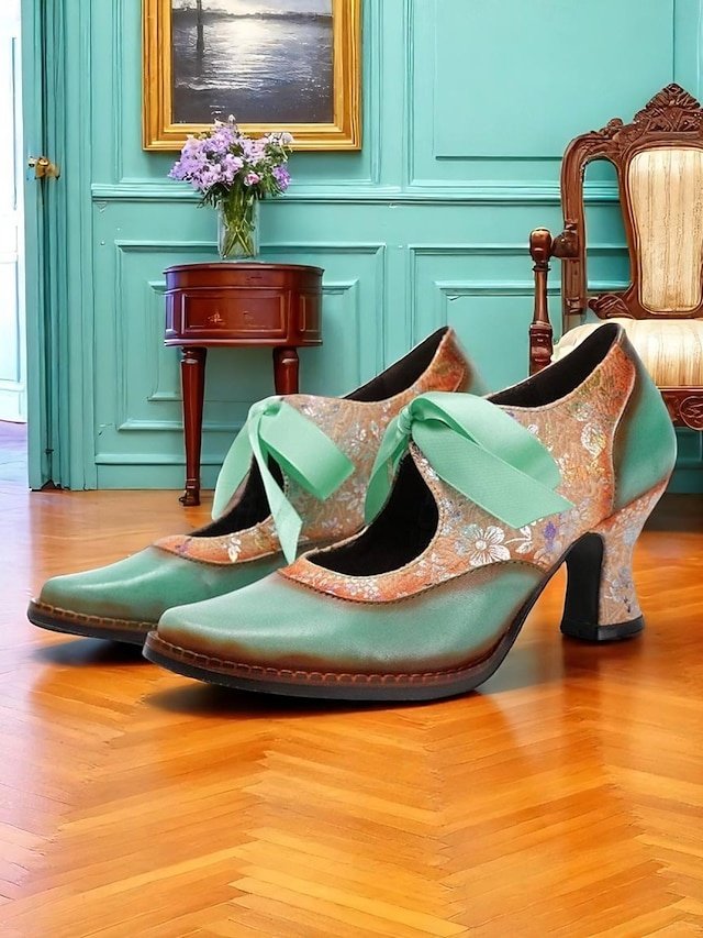 Vintage Victorian Lace-Up Round Toe Leather Heels - Image 1